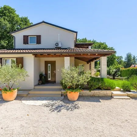 Vidova Villa Bašići